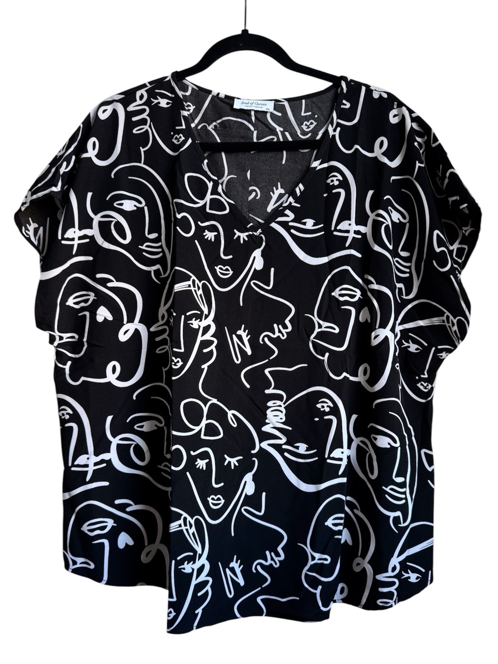 Soul of Curves Abstract Face Blouse, Size 2XL (best 1X fit)